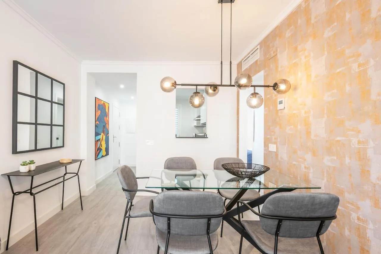 Daire Princesas Flat, Luxury Apartament Near Beach&Metro Free Parking Málaga İspanya