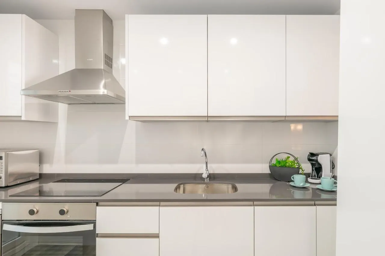 Princesas Flat, Luxury Apartament Near Beach&Metro Free Parking Málaga Daire
